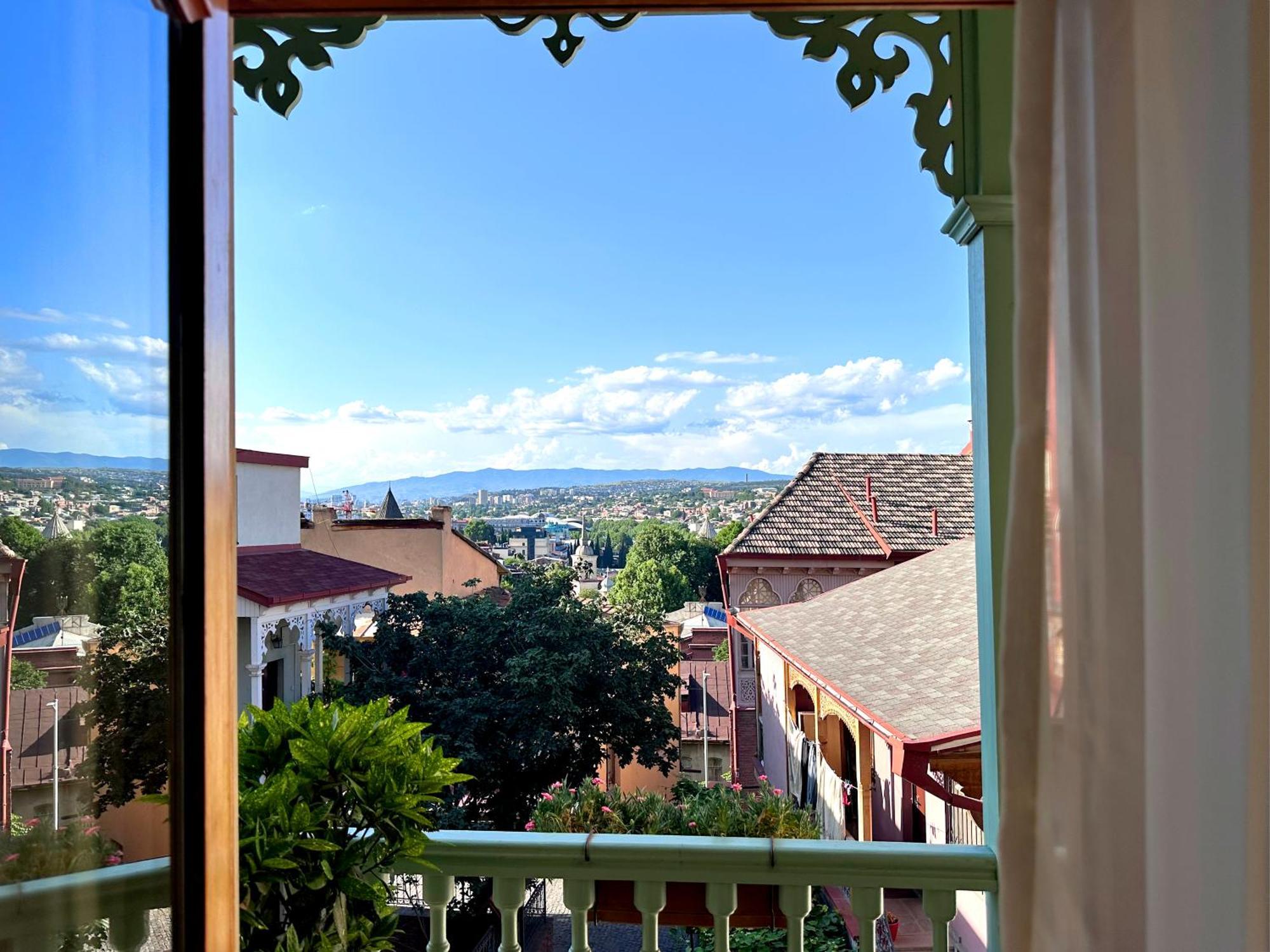 Betlemi Old Town Hotel ティビリシ エクステリア 写真